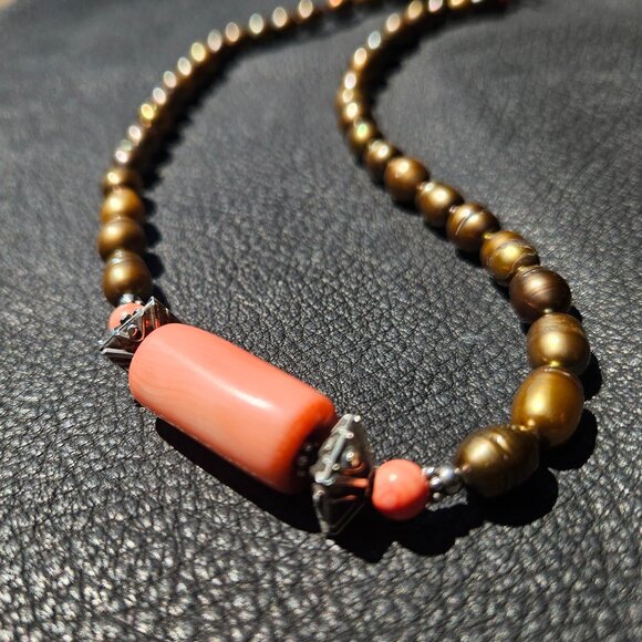 Golden Baroque Pearl Necklace - Picture 8 of 8